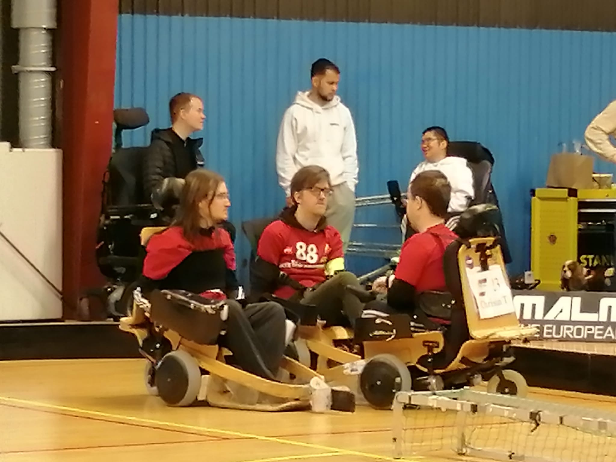 Volthockey Impression